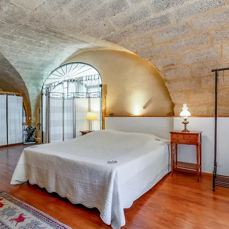 Au Fil Des 5 Saisons Bed & Breakfast 3*