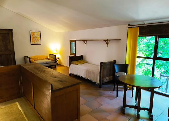 Au Fil Des 5 Saisons Bed & Breakfast Vers-Pont-du-Gard